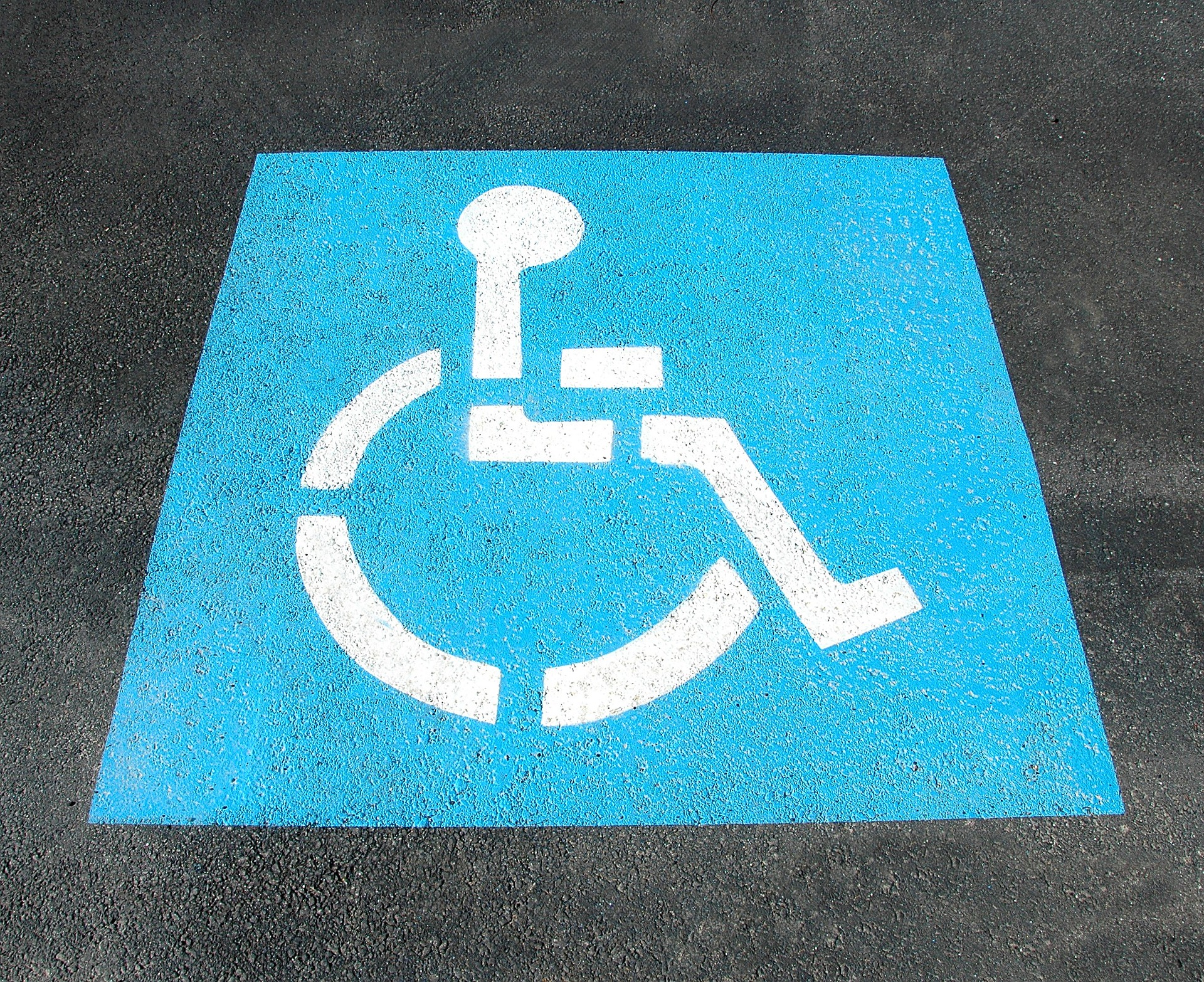 diasabled parking sign